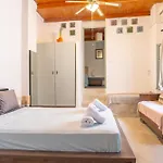 Apellou House * 科斯镇